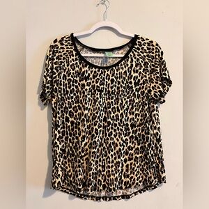 Leopard Print Women's pajama set